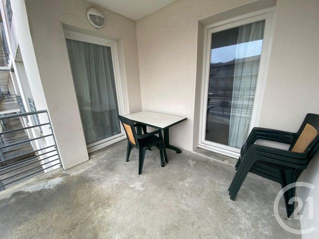 Afficher la photo en grand Appartement F2 à vendre - 2 pièces - 33.06 m2 - LA ROCHELLE - 17 - POITOU-CHARENTES - Century 21 Agence Du Centre Ville