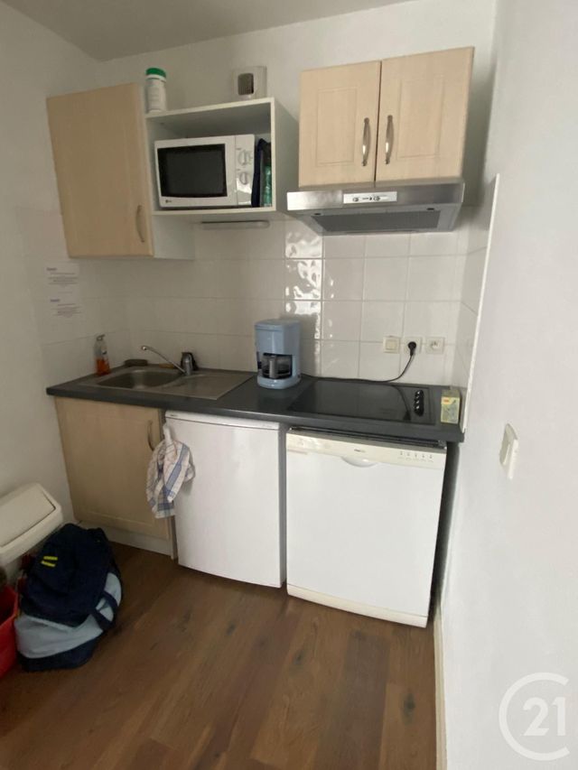 Afficher la photo en grand Appartement F2 à vendre - 2 pièces - 33.06 m2 - LA ROCHELLE - 17 - POITOU-CHARENTES - Century 21 Agence Du Centre Ville