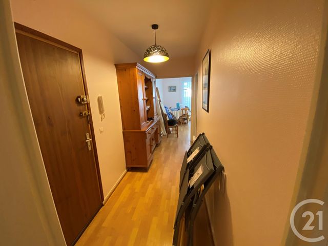 Appartement F2 à louer - 2 pièces - 45.71 m2 - LA ROCHELLE - 17 - POITOU-CHARENTES - Century 21 Agence Du Centre Ville Appartement F2 à louer - 2 pièces - 45.71 m2 - LA ROCHELLE - 17 - POITOU-CHARENTES - Century 21 Agence Du Centre Ville