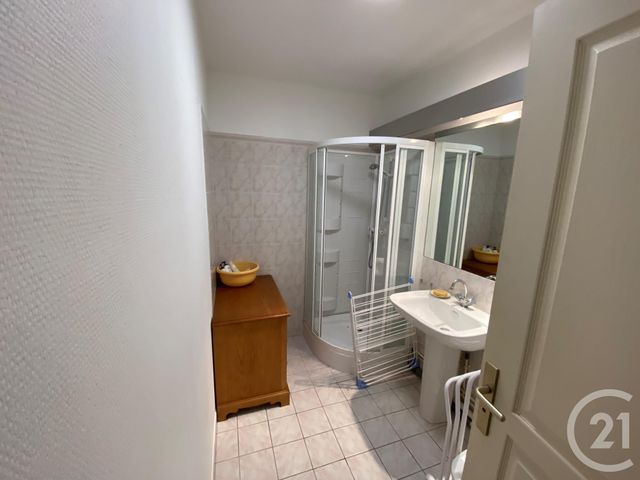 Appartement F2 à louer - 2 pièces - 45.71 m2 - LA ROCHELLE - 17 - POITOU-CHARENTES - Century 21 Agence Du Centre Ville Appartement F2 à louer - 2 pièces - 45.71 m2 - LA ROCHELLE - 17 - POITOU-CHARENTES - Century 21 Agence Du Centre Ville