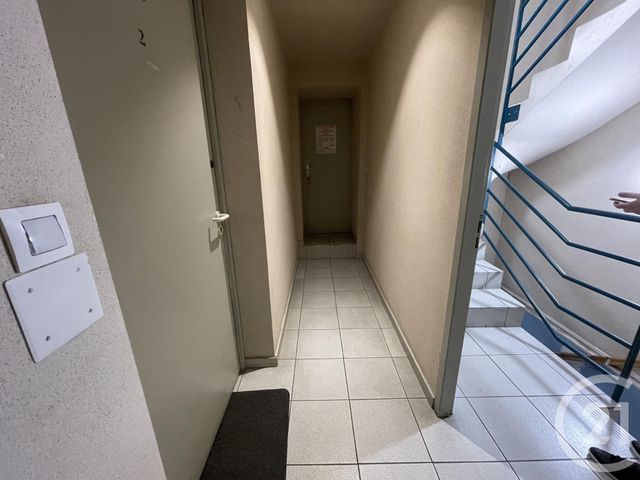 Studio à vendre - 1 pièce - 20.66 m2 - LA ROCHELLE - 17 - POITOU-CHARENTES - Century 21 Agence Du Centre Ville Studio à vendre - 1 pièce - 20.66 m2 - LA ROCHELLE - 17 - POITOU-CHARENTES - Century 21 Agence Du Centre Ville