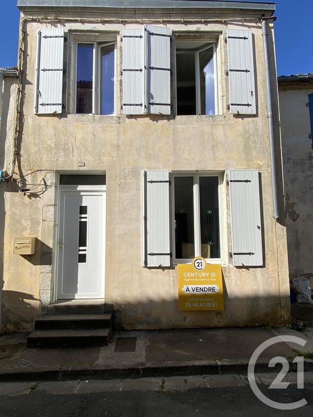 maison à vendre - 5 pièces - 121.8 m2 - MARANS - 17 - POITOU-CHARENTES - Century 21 Agence Du Centre Ville maison à vendre - 5 pièces - 121.8 m2 - MARANS - 17 - POITOU-CHARENTES - Century 21 Agence Du Centre Ville