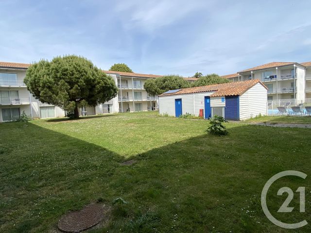 Appartement F3 à vendre - 3 pièces - 41.52 m2 - LAGORD - 17 - POITOU-CHARENTES - Century 21 Agence Du Centre Ville Appartement F3 à vendre - 3 pièces - 41.52 m2 - LAGORD - 17 - POITOU-CHARENTES - Century 21 Agence Du Centre Ville
