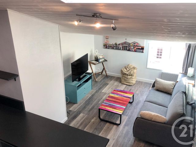 Appartement T2 à louer - 2 pièces - 42.0 m2 - LA ROCHELLE - 17 - POITOU-CHARENTES - Century 21 Agence Du Centre Ville Appartement T2 à louer - 2 pièces - 42.0 m2 - LA ROCHELLE - 17 - POITOU-CHARENTES - Century 21 Agence Du Centre Ville