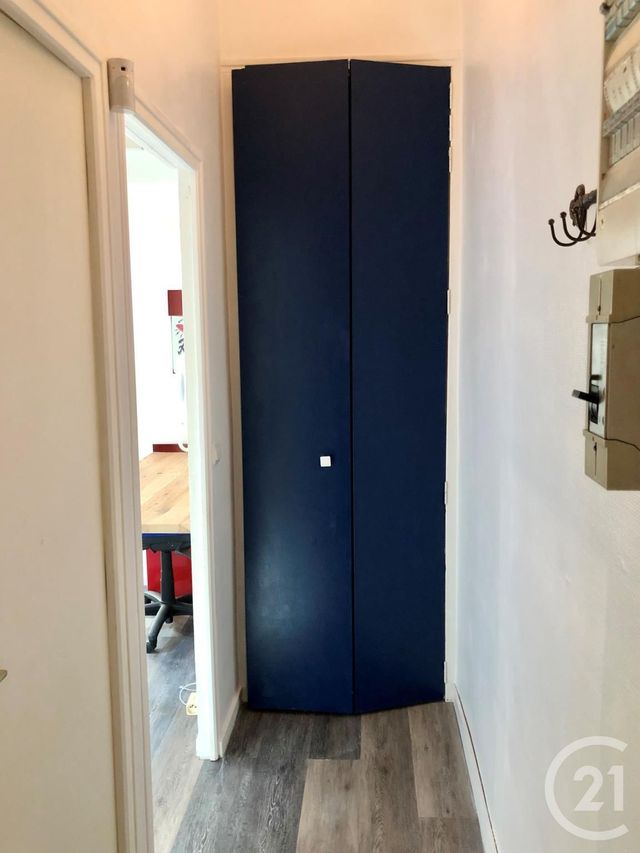 Appartement T2 à louer - 2 pièces - 42.0 m2 - LA ROCHELLE - 17 - POITOU-CHARENTES - Century 21 Agence Du Centre Ville Appartement T2 à louer - 2 pièces - 42.0 m2 - LA ROCHELLE - 17 - POITOU-CHARENTES - Century 21 Agence Du Centre Ville
