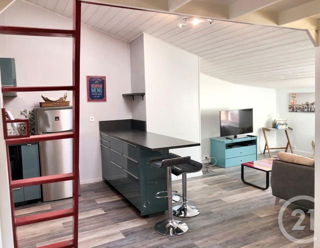 Appartement T2 à louer - 2 pièces - 42.0 m2 - LA ROCHELLE - 17 - POITOU-CHARENTES - Century 21 Agence Du Centre Ville Appartement T2 à louer - 2 pièces - 42.0 m2 - LA ROCHELLE - 17 - POITOU-CHARENTES - Century 21 Agence Du Centre Ville