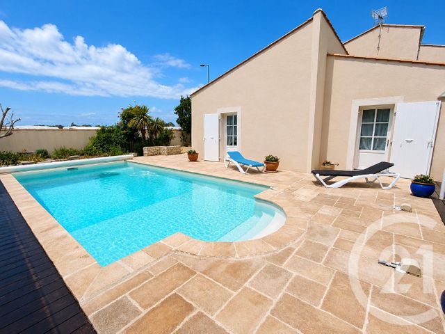 maison à vendre - 6 pièces - 142.36 m2 - LAGORD - 17 - POITOU-CHARENTES - Century 21 Agence Du Centre Ville