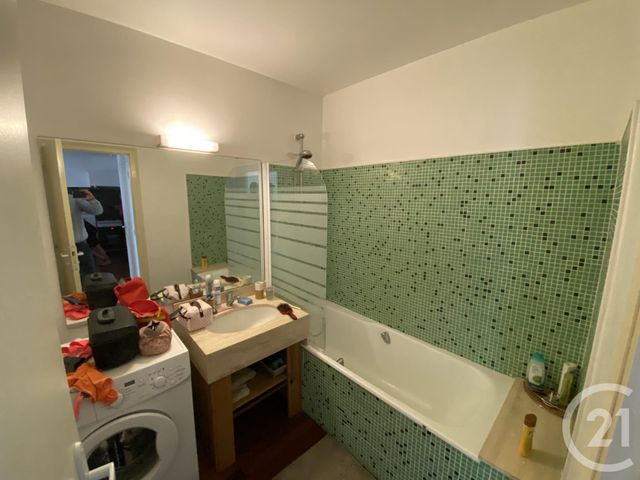 Appartement F2 à louer - 2 pièces - 49.0 m2 - LA ROCHELLE - 17 - POITOU-CHARENTES - Century 21 Agence Du Centre Ville Appartement F2 à louer - 2 pièces - 49.0 m2 - LA ROCHELLE - 17 - POITOU-CHARENTES - Century 21 Agence Du Centre Ville