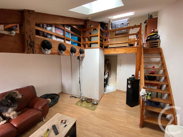 Afficher la photo en grand Appartement F1 à vendre - 1 pièce - 23.76 m2 - LA ROCHELLE - 17 - POITOU-CHARENTES - Century 21 Agence Du Centre Ville
