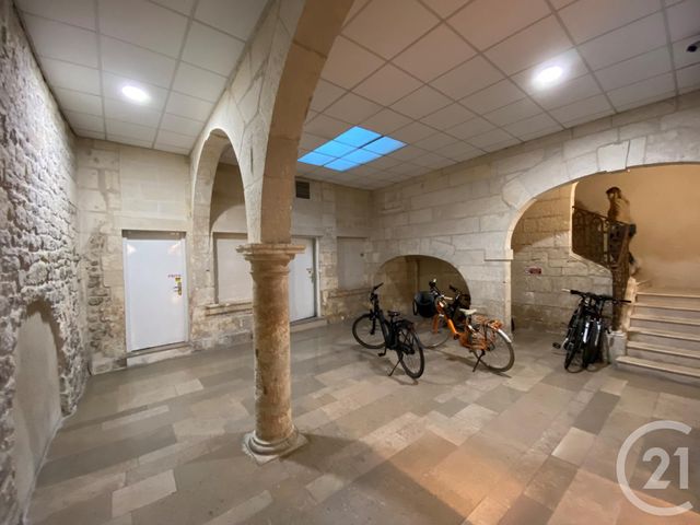 Afficher la photo en grand Appartement F1 à vendre - 1 pièce - 23.76 m2 - LA ROCHELLE - 17 - POITOU-CHARENTES - Century 21 Agence Du Centre Ville