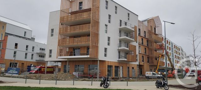 Appartement T4 à louer - 4 pièces - 98.0 m2 - LAGORD - 17 - POITOU-CHARENTES - Century 21 Agence Du Centre Ville