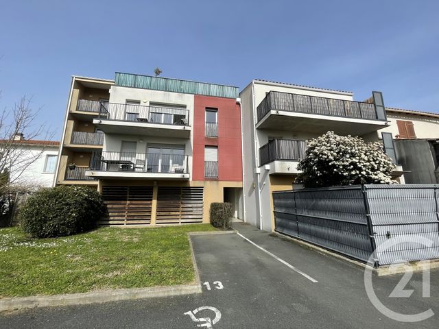 Appartement F3 à vendre - 3 pièces - 60.57 m2 - LA ROCHELLE - 17 - POITOU-CHARENTES - Century 21 Agence Du Centre Ville