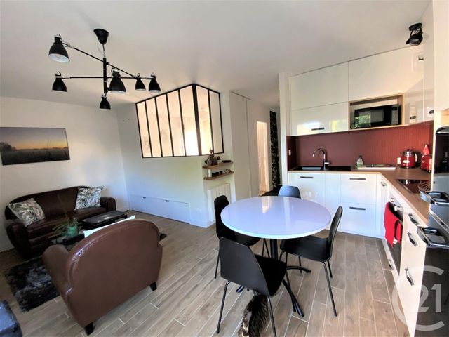 Appartement F2 à vendre - 2 pièces - 35.7 m2 - LA ROCHELLE - 17 - POITOU-CHARENTES - Century 21 Agence Du Centre Ville