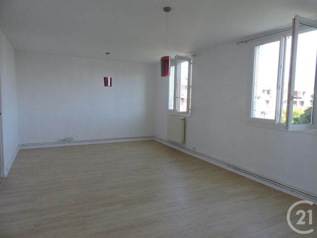 Appartement T4 à louer - 4 pièces - 74.92 m2 - LA ROCHELLE - 17 - POITOU-CHARENTES - Century 21 Agence Du Centre Ville