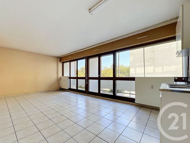 Appartement T3 à vendre - 3 pièces - 63.0 m2 - LA ROCHELLE - 17 - POITOU-CHARENTES - Century 21 Agence Du Centre Ville