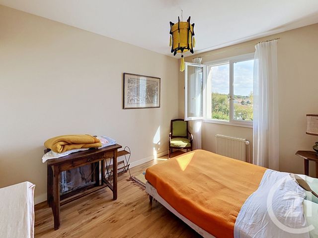 maison à vendre - 8 pièces - 166.59 m2 - PUILBOREAU - 17 - POITOU-CHARENTES - Century 21 Agence Du Centre Ville