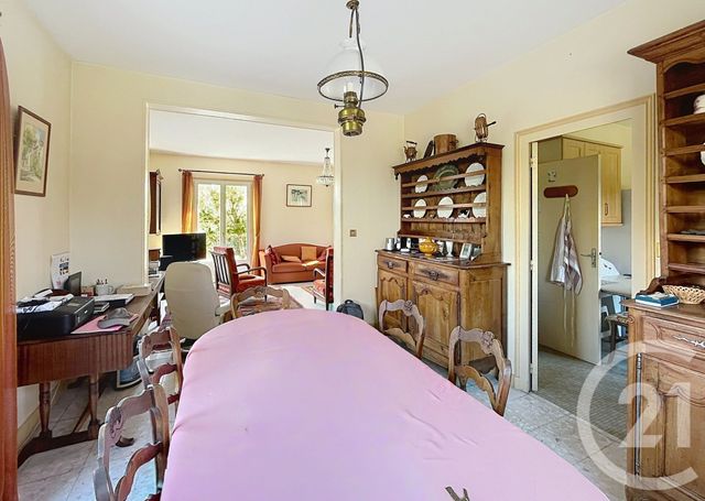 maison à vendre - 8 pièces - 166.59 m2 - PUILBOREAU - 17 - POITOU-CHARENTES - Century 21 Agence Du Centre Ville
