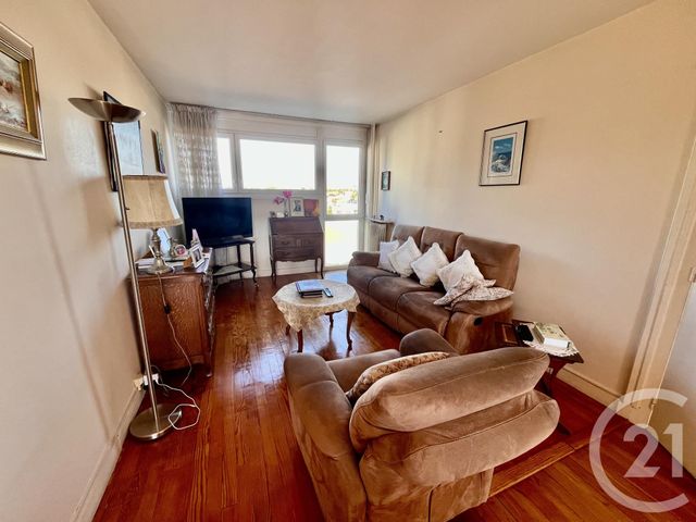 Appartement F3 à vendre - 3 pièces - 74.0 m2 - LA ROCHELLE - 17 - POITOU-CHARENTES - Century 21 Agence Du Centre Ville