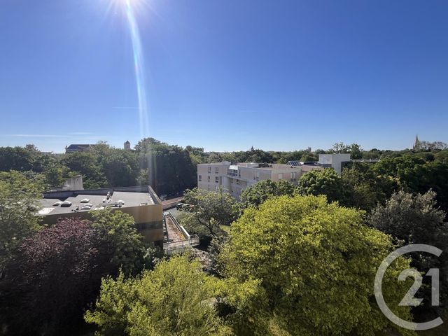 Appartement F3 à vendre - 3 pièces - 74.0 m2 - LA ROCHELLE - 17 - POITOU-CHARENTES - Century 21 Agence Du Centre Ville