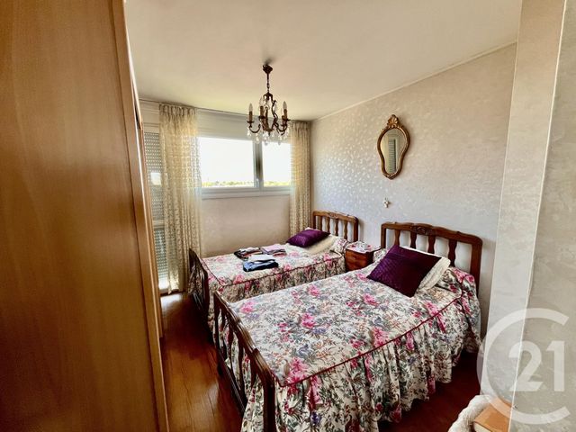 Appartement F3 à vendre - 3 pièces - 74.0 m2 - LA ROCHELLE - 17 - POITOU-CHARENTES - Century 21 Agence Du Centre Ville