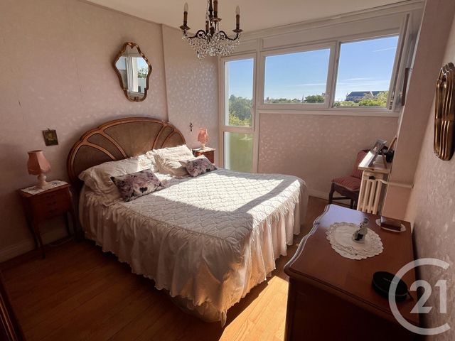 Appartement F3 à vendre - 3 pièces - 74.0 m2 - LA ROCHELLE - 17 - POITOU-CHARENTES - Century 21 Agence Du Centre Ville