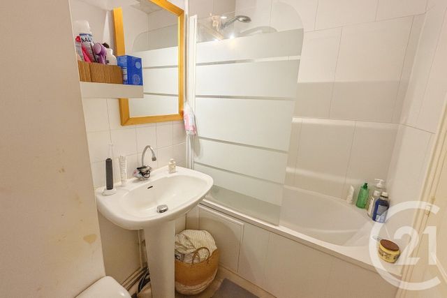 Appartement F1 à vendre - 1 pièce - 21.81 m2 - LA ROCHELLE - 17 - POITOU-CHARENTES - Century 21 Agence Du Centre Ville