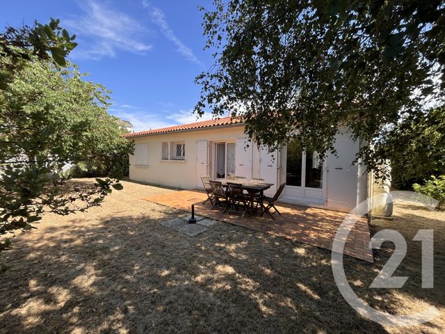 maison à vendre - 5 pièces - 100.81 m2 - PUILBOREAU - 17 - POITOU-CHARENTES - Century 21 Agence Du Centre Ville