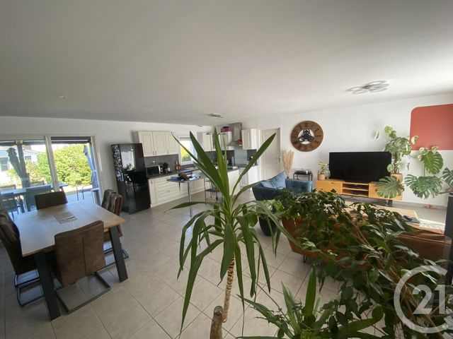 maison à vendre - 6 pièces - 100.0 m2 - FERRIERES - 17 - POITOU-CHARENTES - Century 21 Agence Du Centre Ville