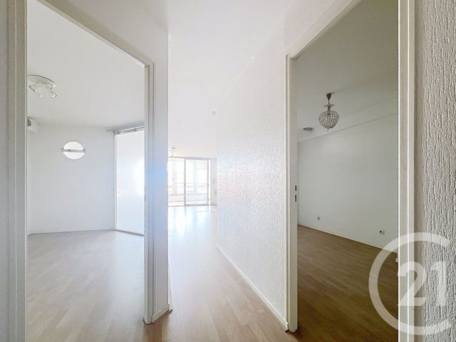 Appartement à vendre - 4 pièces - 114.25 m2 - LA ROCHELLE - 17 - POITOU-CHARENTES - Century 21 Agence Du Centre Ville