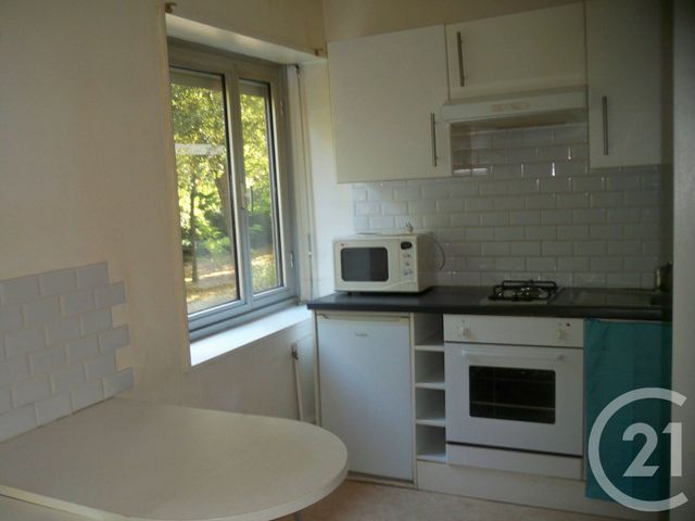 Appartement Studio à vendre - 1 pièce - 22.7 m2 - LA ROCHELLE - 17 - POITOU-CHARENTES - Century 21 Agence Du Centre Ville