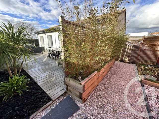 maison à vendre - 5 pièces - 90.0 m2 - STE SOULLE - 17 - POITOU-CHARENTES - Century 21 Agence Du Centre Ville