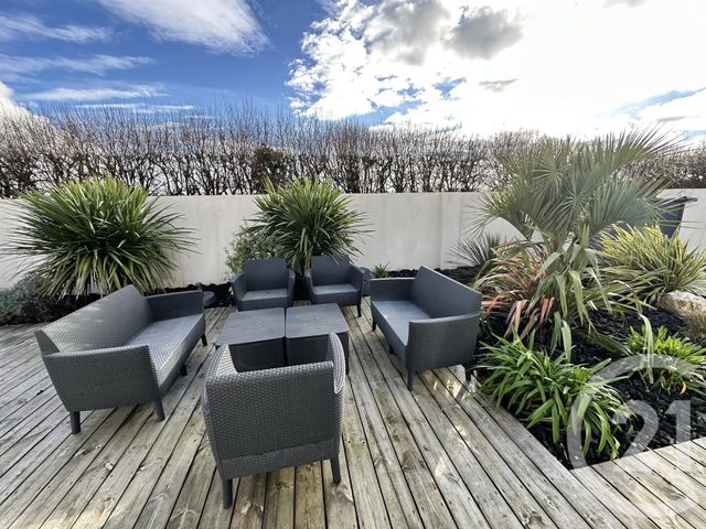 maison à vendre - 5 pièces - 90.0 m2 - STE SOULLE - 17 - POITOU-CHARENTES - Century 21 Agence Du Centre Ville