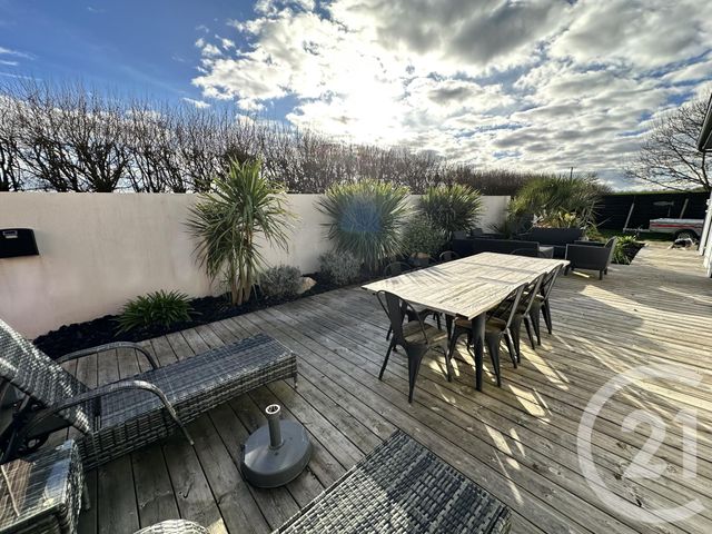 maison à vendre - 5 pièces - 90.0 m2 - STE SOULLE - 17 - POITOU-CHARENTES - Century 21 Agence Du Centre Ville