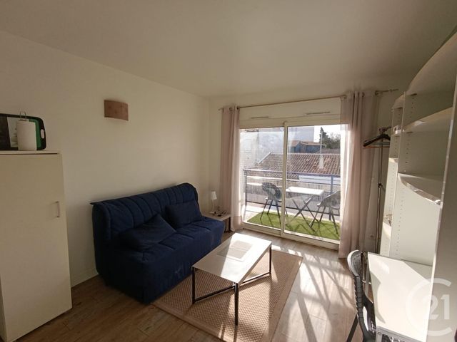 Appartement Studio à vendre - 1 pièce - 19.5 m2 - LA ROCHELLE - 17 - POITOU-CHARENTES - Century 21 Agence Du Centre Ville