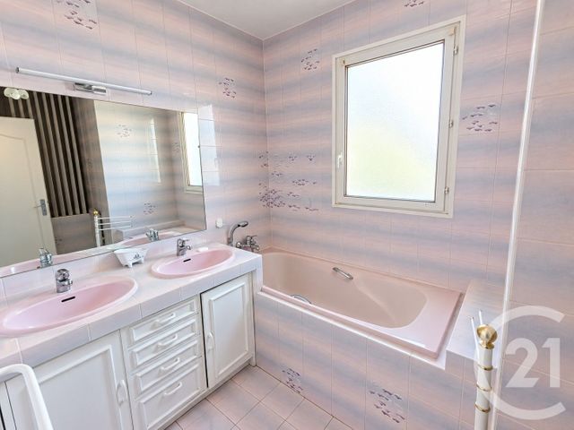 maison à vendre - 6 pièces - 129.1 m2 - LA ROCHELLE - 17 - POITOU-CHARENTES - Century 21 Agence Du Centre Ville