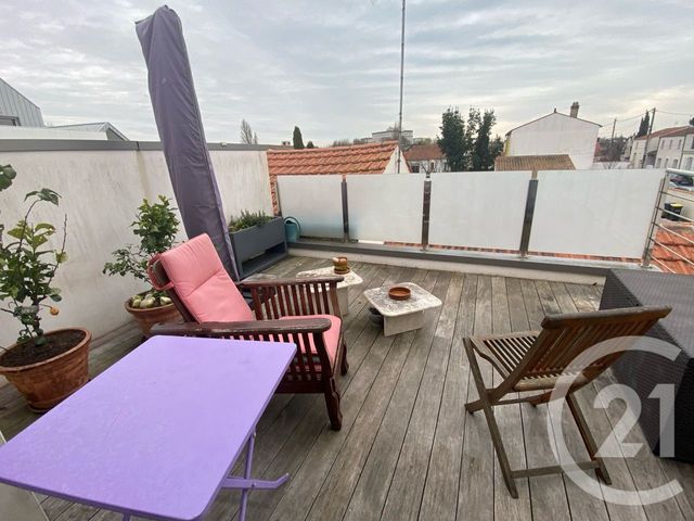 maison à vendre - 5 pièces - 117.0 m2 - LA ROCHELLE - 17 - POITOU-CHARENTES - Century 21 Agence Du Centre Ville