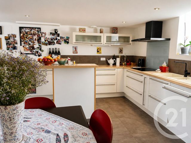 maison à vendre - 7 pièces - 201.83 m2 - ST SAUVEUR D AUNIS - 17 - POITOU-CHARENTES - Century 21 Agence Du Centre Ville
