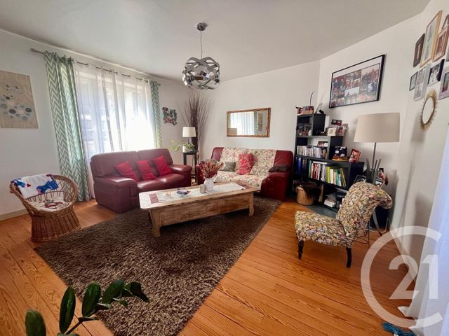 maison à vendre - 7 pièces - 201.83 m2 - ST SAUVEUR D AUNIS - 17 - POITOU-CHARENTES - Century 21 Agence Du Centre Ville