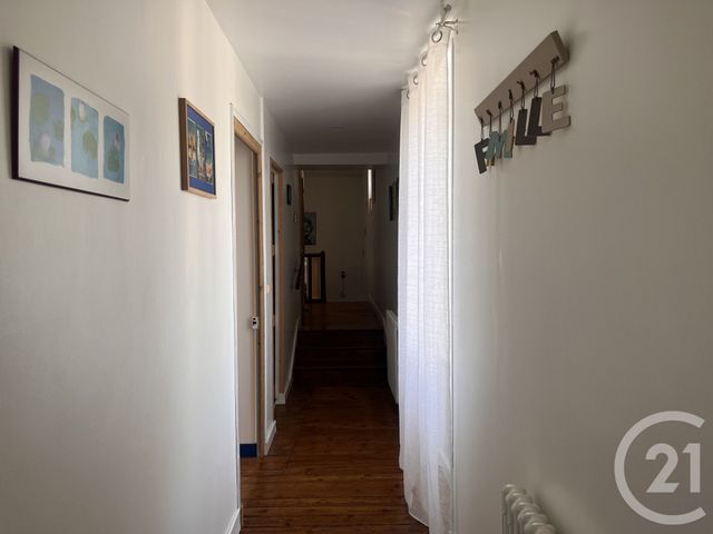 maison à vendre - 7 pièces - 201.83 m2 - ST SAUVEUR D AUNIS - 17 - POITOU-CHARENTES - Century 21 Agence Du Centre Ville