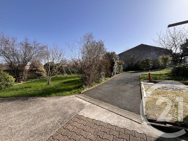 maison à vendre - 7 pièces - 201.83 m2 - ST SAUVEUR D AUNIS - 17 - POITOU-CHARENTES - Century 21 Agence Du Centre Ville