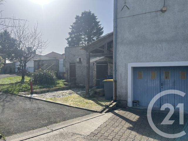 maison à vendre - 7 pièces - 201.83 m2 - ST SAUVEUR D AUNIS - 17 - POITOU-CHARENTES - Century 21 Agence Du Centre Ville