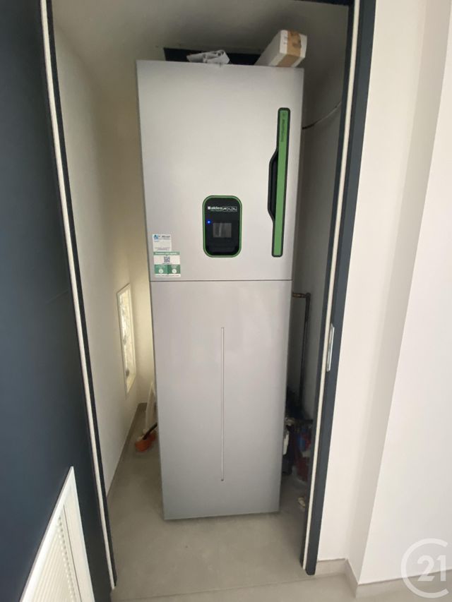 maison à vendre - 5 pièces - 105.0 m2 - LONGEVES - 17 - POITOU-CHARENTES - Century 21 Agence Du Centre Ville