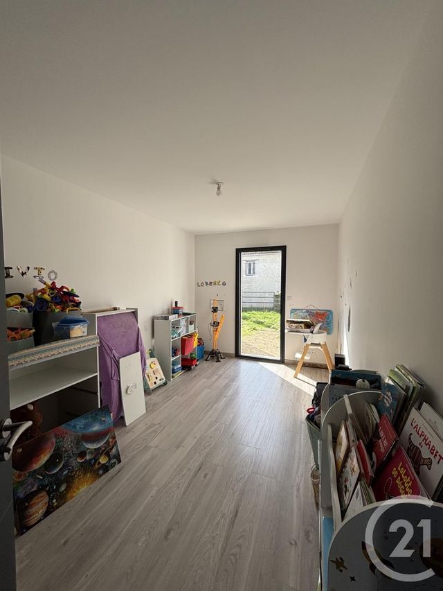 maison à vendre - 5 pièces - 105.0 m2 - LONGEVES - 17 - POITOU-CHARENTES - Century 21 Agence Du Centre Ville