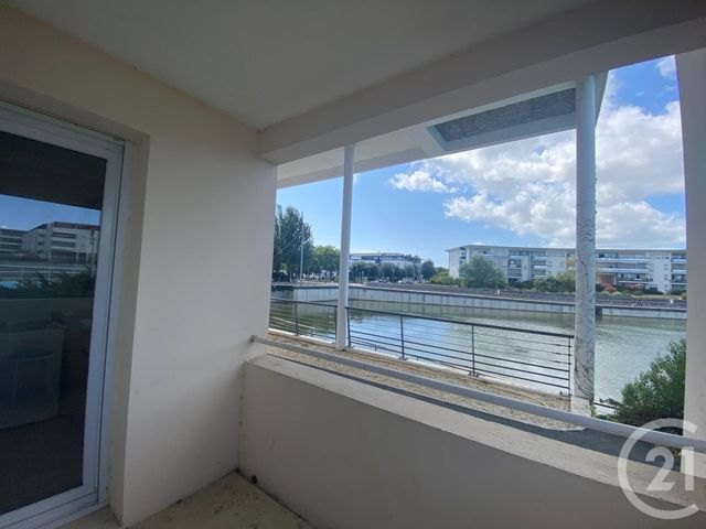 Appartement F2 à louer - 2 pièces - 32.4 m2 - LA ROCHELLE - 17 - POITOU-CHARENTES - Century 21 Agence Du Centre Ville