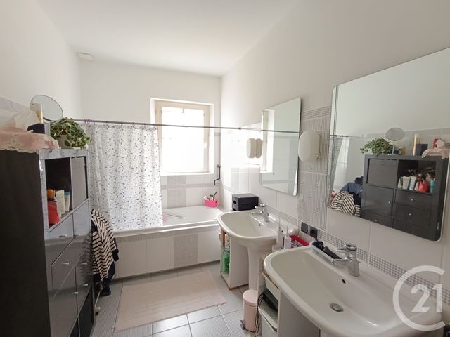 maison à vendre - 7 pièces - 275.0 m2 - MARSILLY - 17 - POITOU-CHARENTES - Century 21 Agence Du Centre Ville