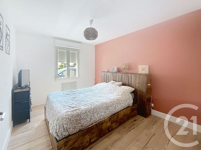maison à vendre - 5 pièces - 75.95 m2 - LE THOU - 17 - POITOU-CHARENTES - Century 21 Agence Du Centre Ville