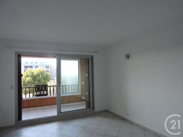 Appartement F2 à louer - 2 pièces - 36.33 m2 - LA ROCHELLE - 17 - POITOU-CHARENTES - Century 21 Agence Du Centre Ville