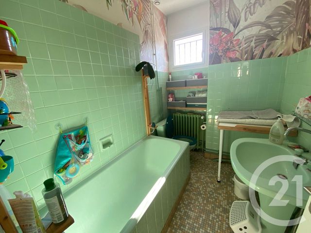 Afficher la photo en grand maison à vendre - 5 pièces - 91.0 m2 - LA ROCHELLE - 17 - POITOU-CHARENTES - Century 21 Agence Du Centre Ville