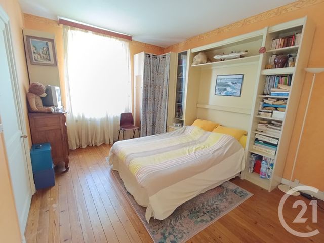 maison à vendre - 4 pièces - 74.0 m2 - LA ROCHELLE - 17 - POITOU-CHARENTES - Century 21 Agence Du Centre Ville