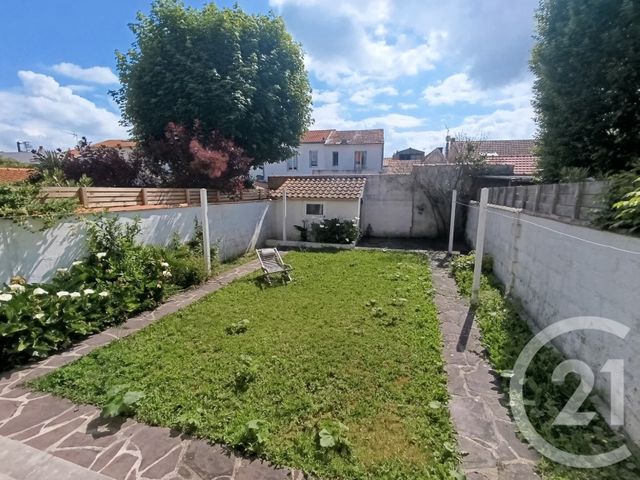 maison à vendre - 4 pièces - 74.0 m2 - LA ROCHELLE - 17 - POITOU-CHARENTES - Century 21 Agence Du Centre Ville